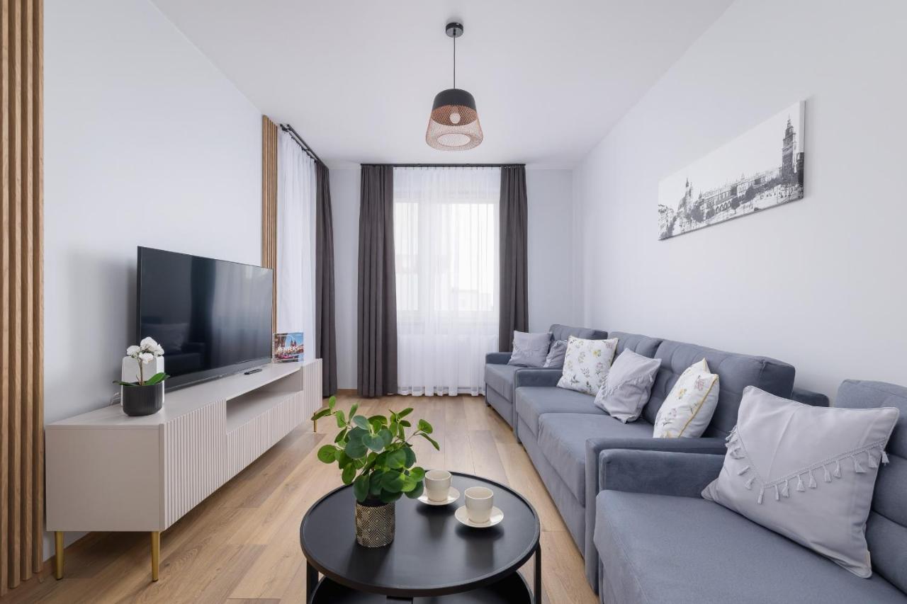 Osiedle Avia Harmonious Apartment With Balcony & Parking Cracow By Renters Prestige Cracóvia Exterior foto