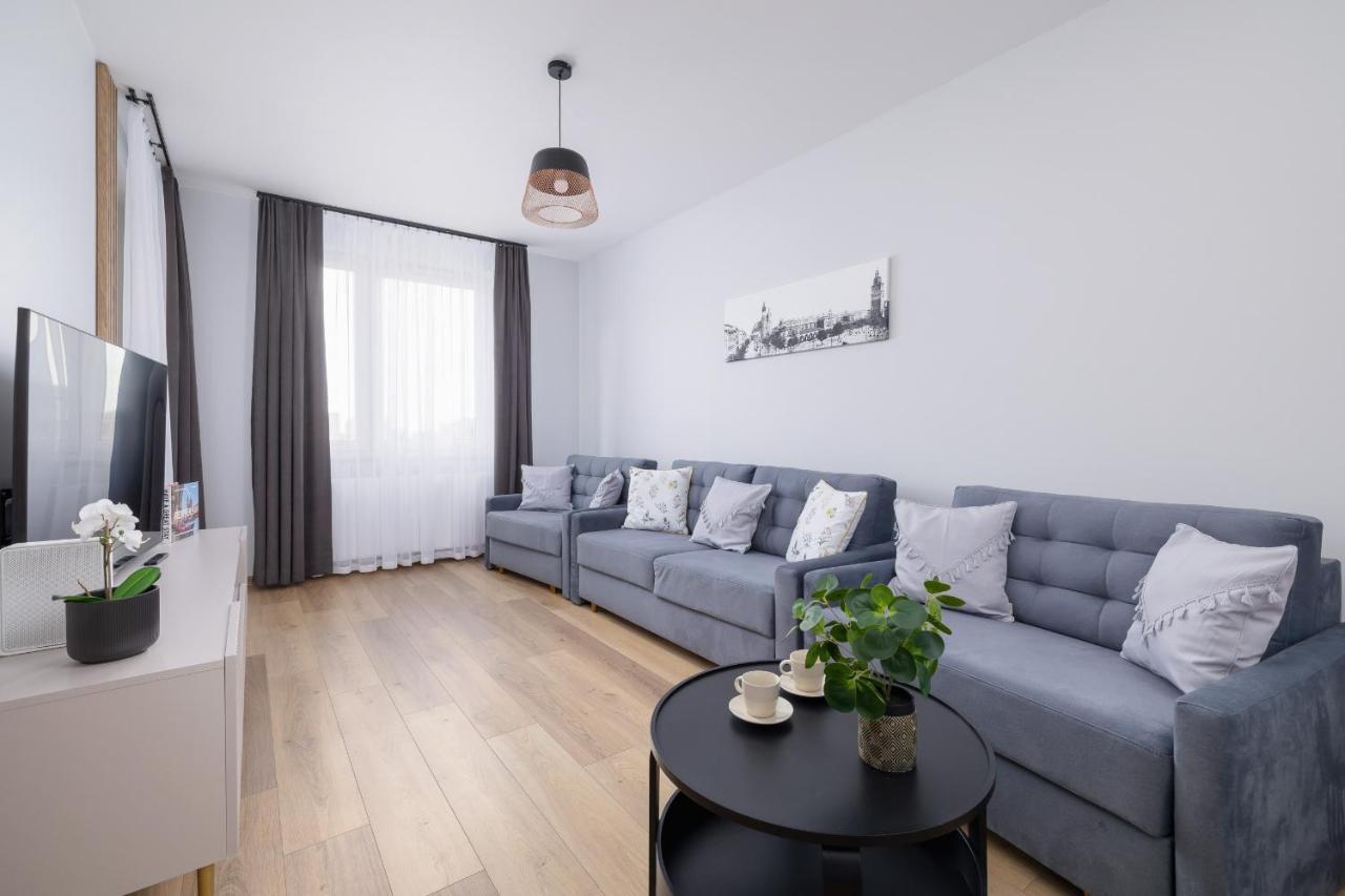 Osiedle Avia Harmonious Apartment With Balcony & Parking Cracow By Renters Prestige Cracóvia Exterior foto